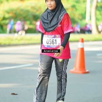 Runner Photo 8031737