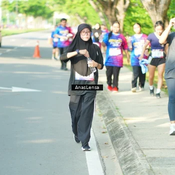 Runner Photo 8031995