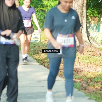Runner Photo 8032037