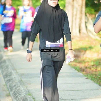Runner Photo 8032042