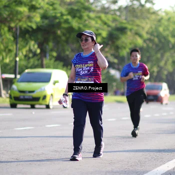 Runner Photo 8032104