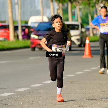 Runner Photo 8032307