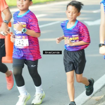 Runner Photo 8032327