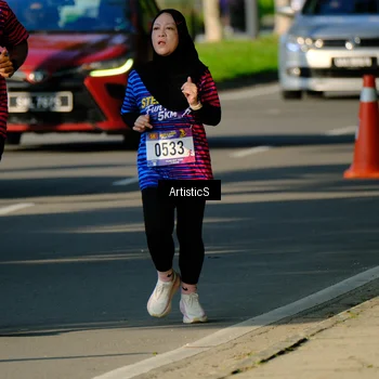 Runner Photo 8032667