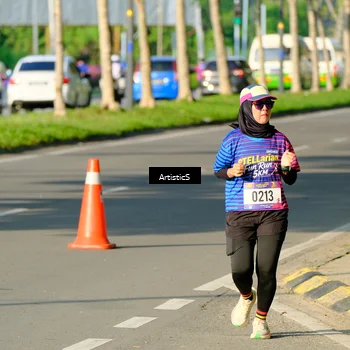 Runner Photo 8032698