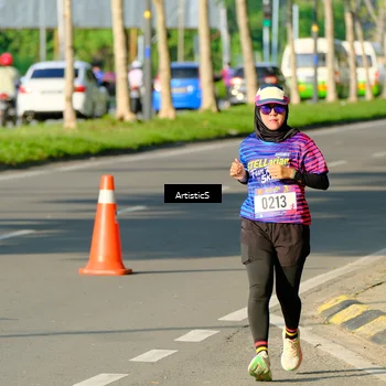 Runner Photo 8032703