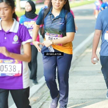 Runner Photo 8032792