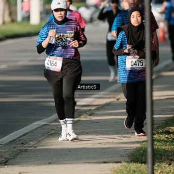 Runner Photo 8032972