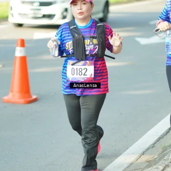 Runner Photo 8032980
