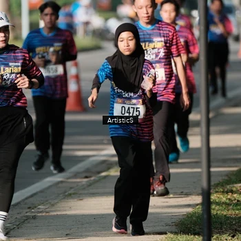 Runner Photo 8033000