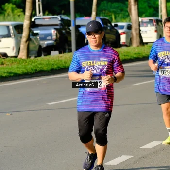 Runner Photo 8033079