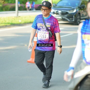 Runner Photo 8033179