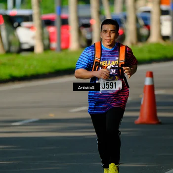 Runner Photo 8033419