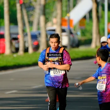 Runner Photo 8033420