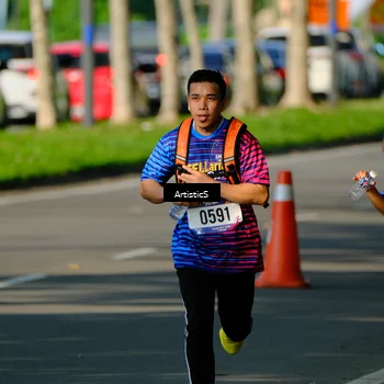 Runner Photo 8033422