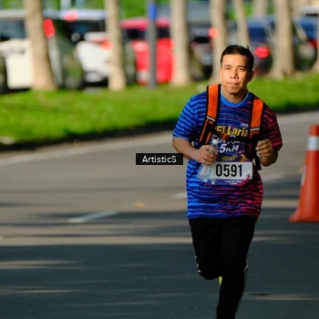 Runner Photo 8033431