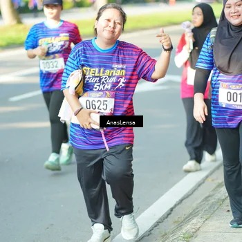 Runner Photo 8033433
