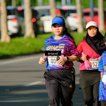 Runner Photo 8033477
