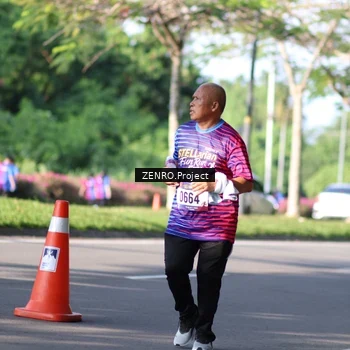 Runner Photo 8033492