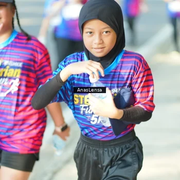 Runner Photo 8033653