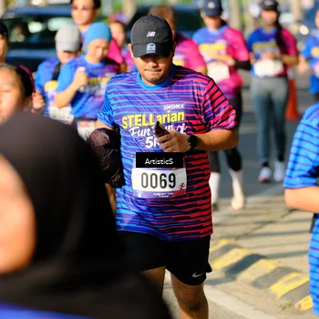 Runner Photo 8033683