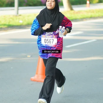 Runner Photo 8033772