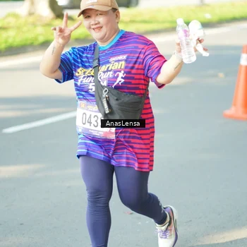 Runner Photo 8034016