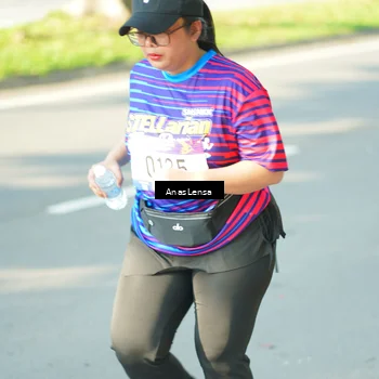 Runner Photo 8034111