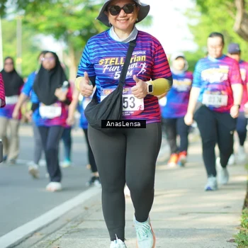 Runner Photo 8034376
