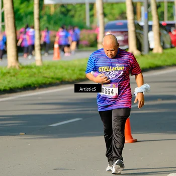 Runner Photo 8034519