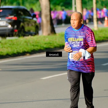 Runner Photo 8034553