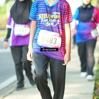 Runner Photo 8034575