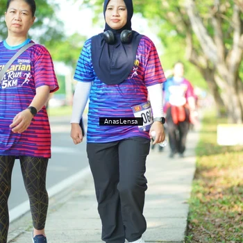 Runner Photo 8034594