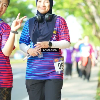 Runner Photo 8034600
