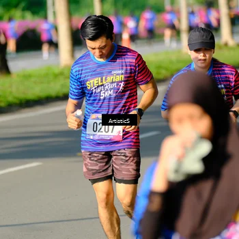 Runner Photo 8034649