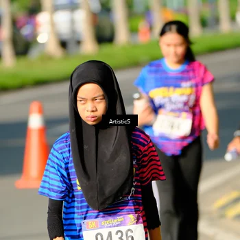 Runner Photo 8034704