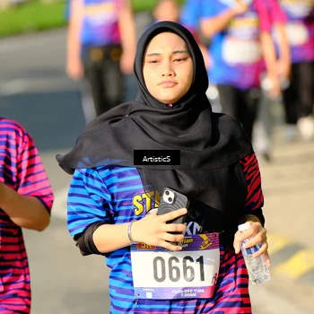 Runner Photo 8034757