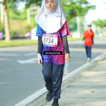 Runner Photo 8034813
