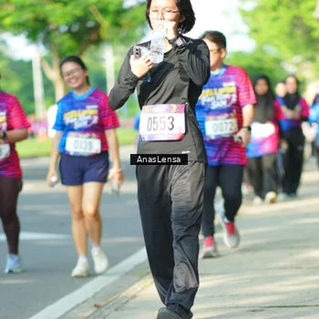 Runner Photo 8034849