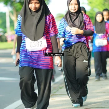Runner Photo 8034898
