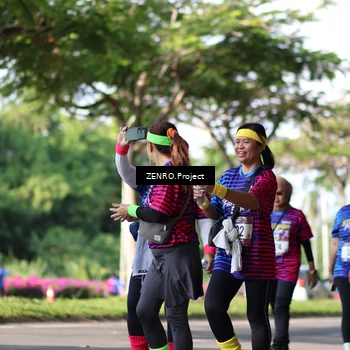 Runner Photo 8034900