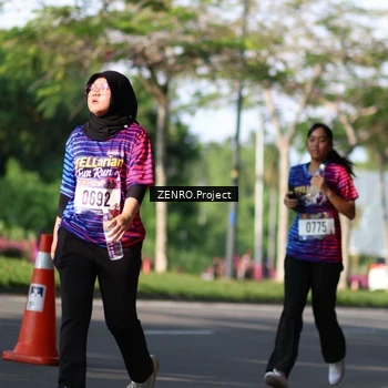 Runner Photo 8034903