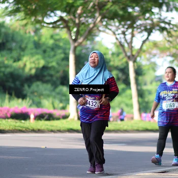 Runner Photo 8034964