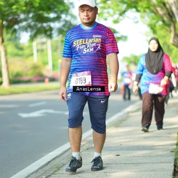 Runner Photo 8035079