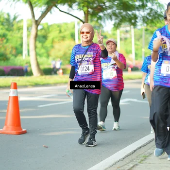 Runner Photo 8035165