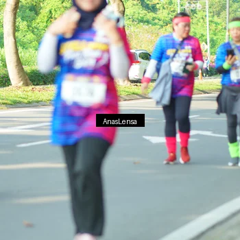 Runner Photo 8035312