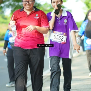 Runner Photo 8035524