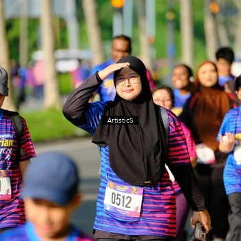 Runner Photo 8035555