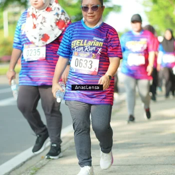 Runner Photo 8035697