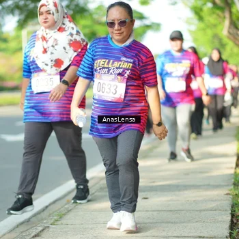 Runner Photo 8035702